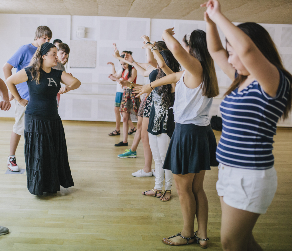 Students during flamenco lesson