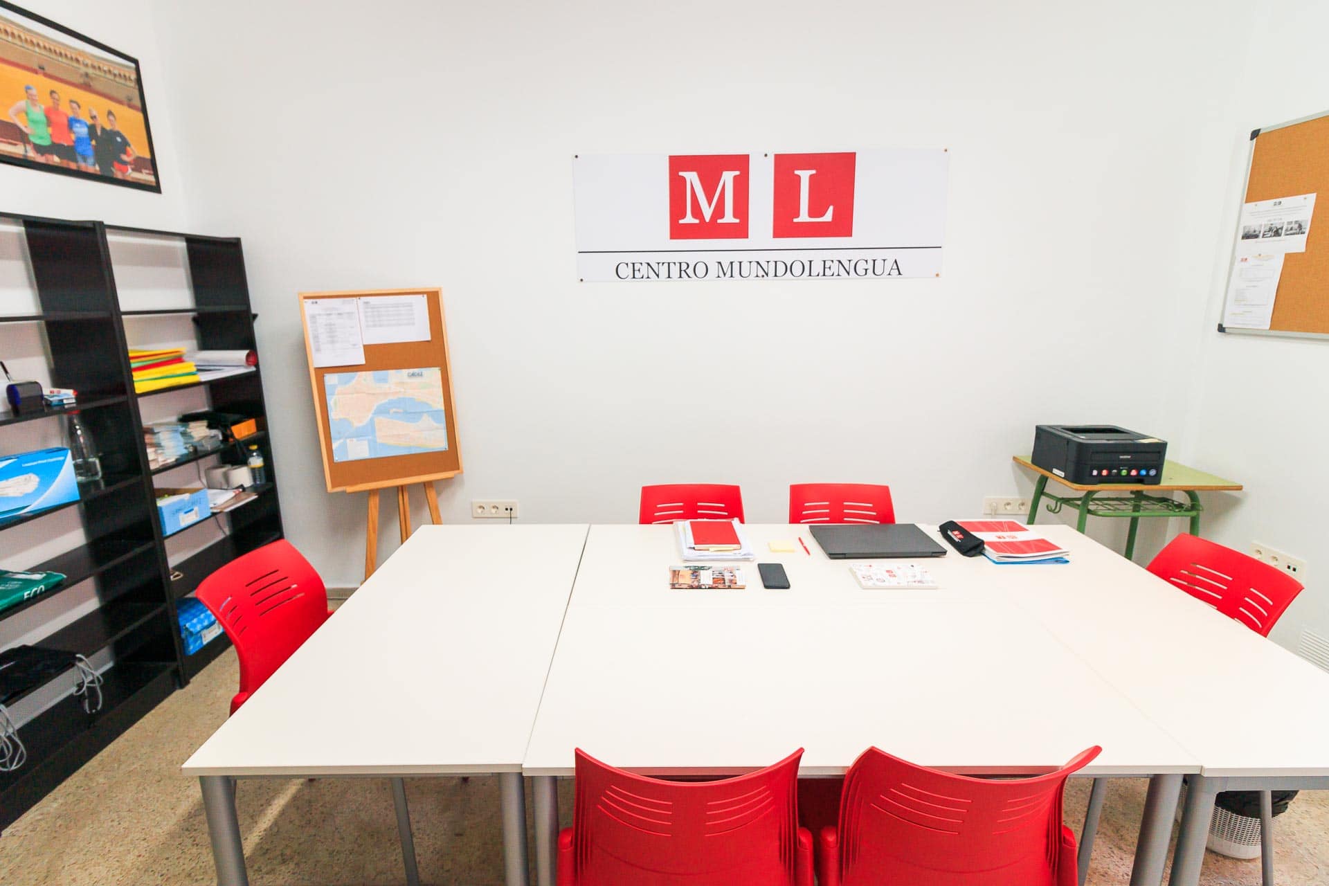 our-spanish-school-in-cadiz-centro-mundolengua