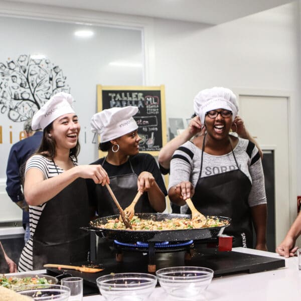 cooking paella - summer volunteer abroad programs for college students
